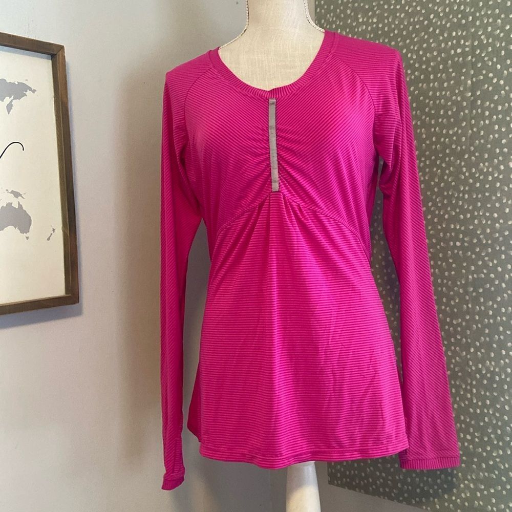 Athleta Pink Striped Pump It Up Long Sleeve Running Shirt Size Small